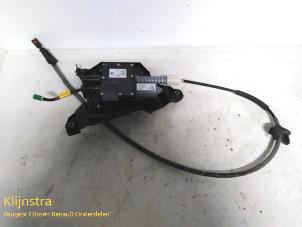 Gebruikte Handrem Mechaniek Peugeot 3008 Prijs op aanvraag aangeboden door Fa. Klijnstra & Zn. VOF