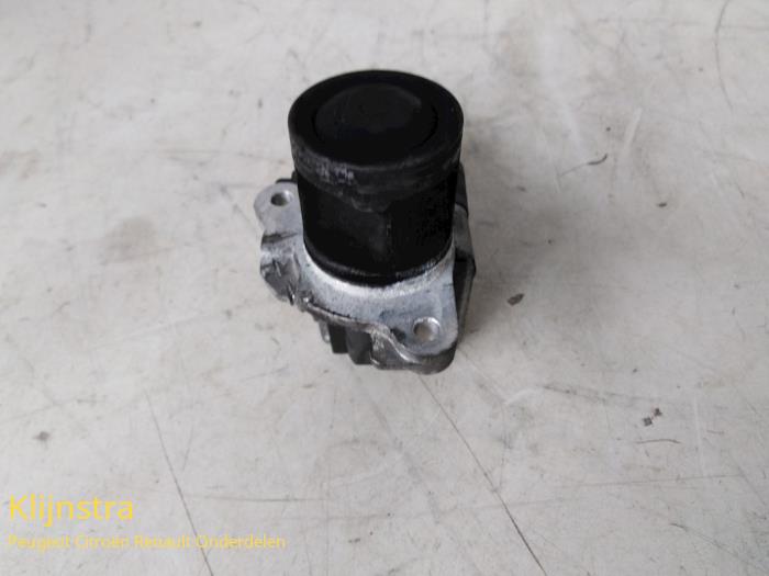 Gebruikte Uitlaat gasklep (EGR) Peugeot 207 SW (WE/WU) 1.4 16V Vti Prijs op aanvraag aangeboden door Fa. Klijnstra & Zn. VOF