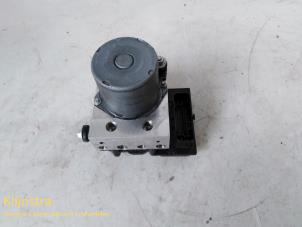 Gebruikte ABS Pomp Peugeot 5008 I (0A/0E) Prijs op aanvraag aangeboden door Fa. Klijnstra & Zn. VOF