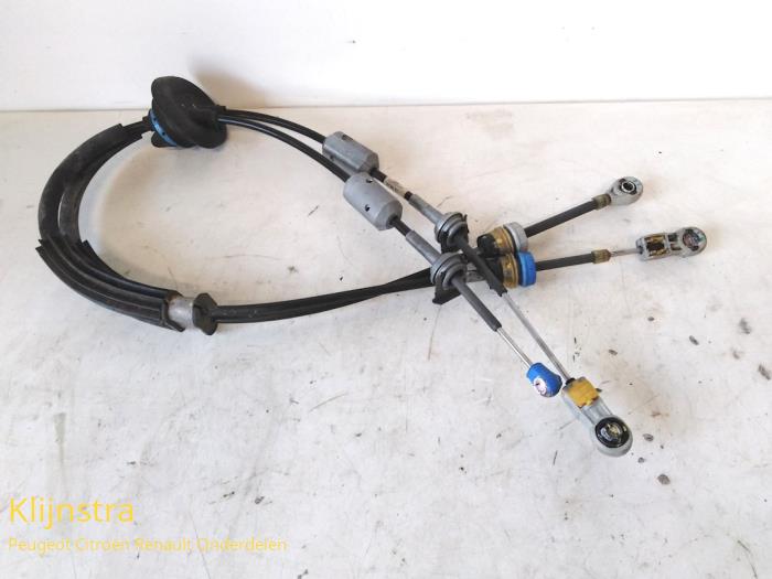 Gebruikte Handrem Kabel Peugeot 5008 I (0A/0E) Prijs op aanvraag aangeboden door Fa. Klijnstra & Zn. VOF