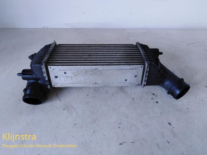 Gebruikte Intercooler Peugeot Expert Prijs € 75,00 Margeregeling aangeboden door Fa. Klijnstra & Zn. VOF