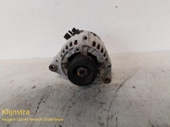 Gebruikte Dynamo Fiat Scudo (220Z) 1.9 TD Prijs € 65,00 Margeregeling aangeboden door Fa. Klijnstra & Zn. VOF