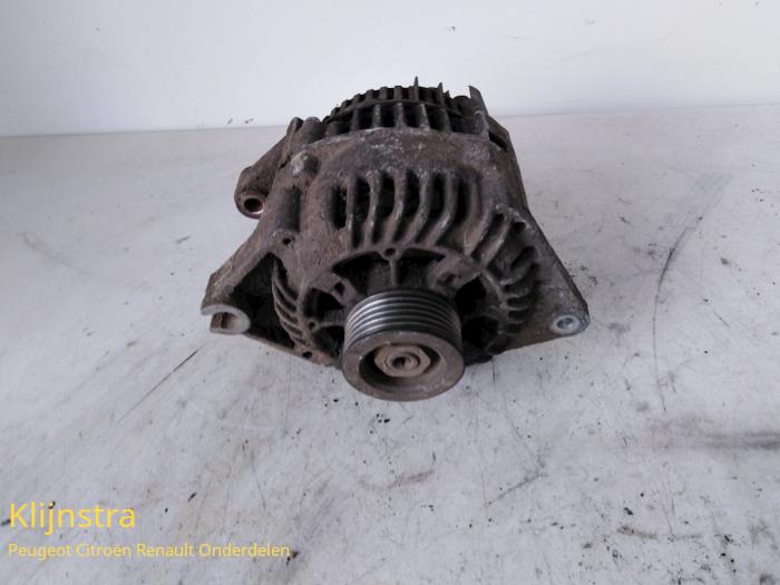 Gebruikte Dynamo Peugeot Boxer (230L) 2.5D 320M 12V Prijs op aanvraag aangeboden door Fa. Klijnstra & Zn. VOF