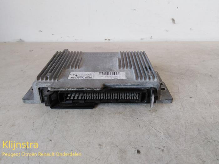 Gebruikte Computer Motormanagement Renault Megane Classic (LA) 1.6i RN,RT,Alizé Prijs € 175,00 Margeregeling aangeboden door Fa. Klijnstra & Zn. VOF