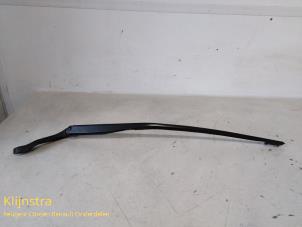 Gebruikte Ruitenwisserarm voor Citroen C4 Berline (LC) 2.0 HDi 16V 138 Prijs op aanvraag aangeboden door Fa. Klijnstra & Zn. VOF