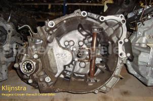 Gebruikte Versnellingsbak Citroen Xsara Break (N2) 1.8i 16V Exclusive Prijs op aanvraag aangeboden door Fa. Klijnstra & Zn. VOF