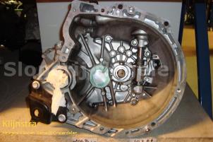 Gebruikte Versnellingsbak Peugeot 107 1.4 HDI Prijs op aanvraag aangeboden door Fa. Klijnstra & Zn. VOF