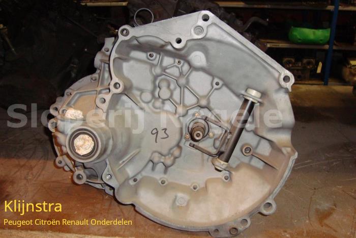 Versnellingsbak Peugeot 306 1.4 XN,XR,XA,XRA - 20CB60 KDX 20CB60