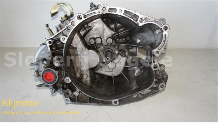 Gebruikte Versnellingsbak Peugeot 307 (3A/C/D) 1.6 16V Prijs op aanvraag aangeboden door Fa. Klijnstra & Zn. VOF