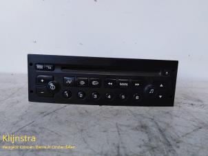 Gebruikte Radio CD Speler Peugeot 206 (2A/C/H/J/S) 1.6 XS,XT Prijs op aanvraag aangeboden door Fa. Klijnstra & Zn. VOF