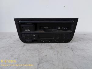 Gebruikte Radio/Cassette Peugeot 406 Coupé (8C) 2.0 16V Prijs € 50,00 Margeregeling aangeboden door Fa. Klijnstra & Zn. VOF