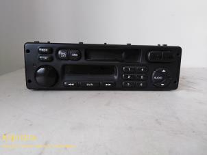 Gebruikte Radio/Cassette Peugeot 406 (8B) 2.1 SVtd,STXtd Prijs op aanvraag aangeboden door Fa. Klijnstra & Zn. VOF