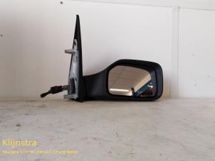 Nieuwe Buitenspiegel rechts Peugeot 106 I Prijs op aanvraag aangeboden door Fa. Klijnstra & Zn. VOF