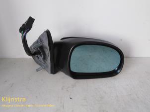 Nieuwe Spiegel Buiten rechts Peugeot 406 Prijs op aanvraag aangeboden door Fa. Klijnstra & Zn. VOF