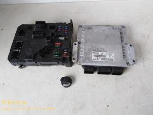 Gebruikte Computer Motormanagement Peugeot 206 (2A/C/H/J/S) 2.0 XS,XT HDi Prijs € 150,00 Margeregeling aangeboden door Fa. Klijnstra & Zn. VOF