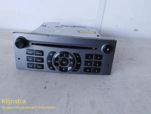 Gebruikte Radio CD Speler Citroen C5 II Break (RE) 2.0 16V Prijs op aanvraag aangeboden door Fa. Klijnstra & Zn. VOF