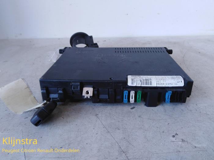 Gebruikte Computer Body Control Peugeot 206 Prijs € 165,00 Margeregeling aangeboden door Fa. Klijnstra & Zn. VOF