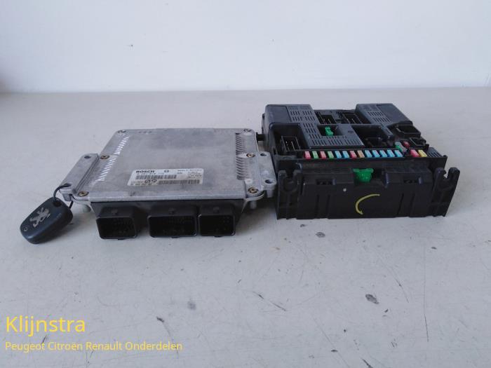 Gebruikte Computer Motormanagement Peugeot 307 Prijs € 175,00 Margeregeling aangeboden door Fa. Klijnstra & Zn. VOF
