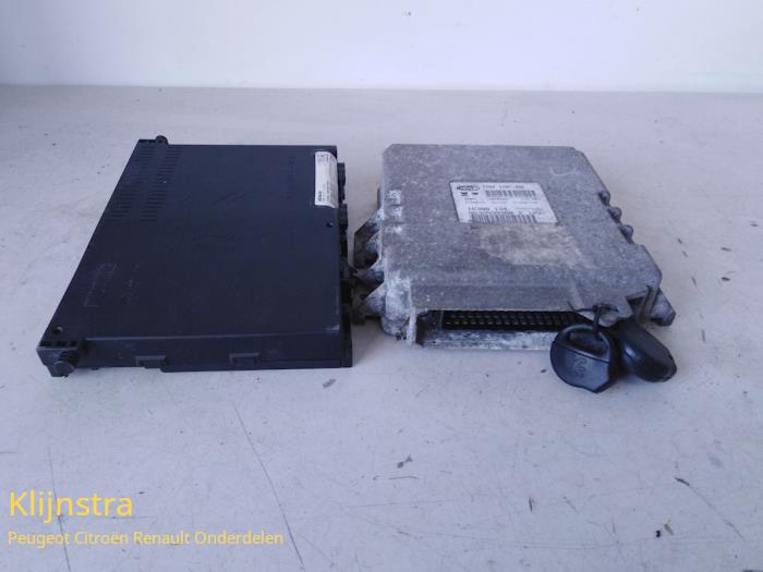 Gebruikte Computer Motormanagement Peugeot 206 (2A/C/H/J/S) 1.1 XN,XR Prijs € 150,00 Margeregeling aangeboden door Fa. Klijnstra & Zn. VOF