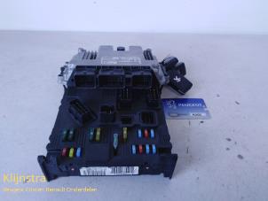 Gebruikte Computer Motormanagement Peugeot 407 SW (6E) 1.6 HDiF 16V Prijs € 150,00 Margeregeling aangeboden door Fa. Klijnstra & Zn. VOF
