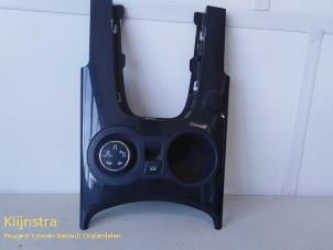 Gebruikte Schakelaar ESP Peugeot 3008 Prijs op aanvraag aangeboden door Fa. Klijnstra & Zn. VOF