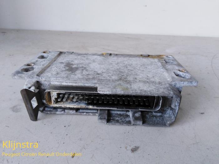ABS Computer van een Peugeot 605 (6B) 2.0 SRTi/SRVi Turbo 1994