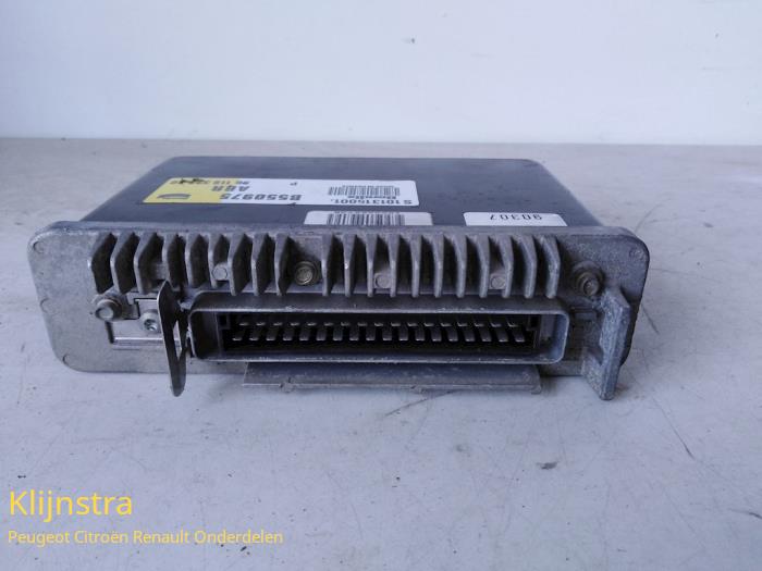 Gebruikte ABS Computer Peugeot 605 (6B) 2.1 SLD,SRD 12V Prijs € 199,00 Margeregeling aangeboden door Fa. Klijnstra & Zn. VOF