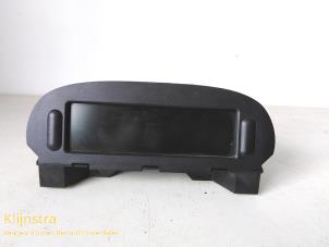 Gebruikte Display Interieur Peugeot 206 Prijs € 85,00 Margeregeling aangeboden door Fa. Klijnstra & Zn. VOF