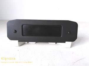Gebruikte Display Interieur Peugeot 206 (2A/C/H/J/S) 1.1 XN,XR Prijs € 29,00 Margeregeling aangeboden door Fa. Klijnstra & Zn. VOF