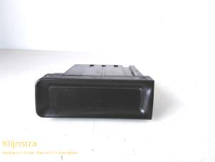 Gebruikte Display Interieur Peugeot 406 (8B) 2.1 SVtd,STXtd Prijs op aanvraag aangeboden door Fa. Klijnstra & Zn. VOF