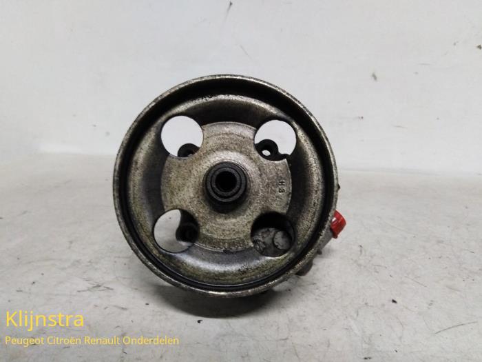 Gebruikte Pomp Servo Peugeot 807 2.0 HDi 16V FAP Prijs op aanvraag aangeboden door Fa. Klijnstra & Zn. VOF