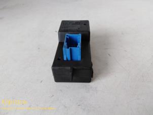 Gebruikte Kachelcomputer Peugeot 206 (2A/C/H/J/S) 1.9 D Prijs € 45,00 Margeregeling aangeboden door Fa. Klijnstra & Zn. VOF