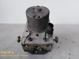Gebruikte ABS Pomp Peugeot 307 SW (3H) 2.0 HDi 110 FAP Prijs € 74,00 Margeregeling aangeboden door Fa. Klijnstra & Zn. VOF
