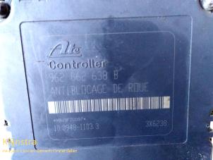 ABS Pomp van een Peugeot 206 (2A/C/H/J/S) 1.9 D 1998