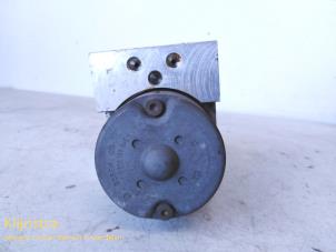 Gebruikte ABS Pomp Peugeot 306 (7A/C/S) 1.8i 16V Prijs € 50,00 Margeregeling aangeboden door Fa. Klijnstra & Zn. VOF
