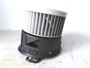 Gebruikte Kachel Ventilatiemotor Peugeot 407 (6D) 2.0 HDiF 16V Prijs op aanvraag aangeboden door Fa. Klijnstra & Zn. VOF