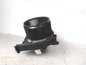 Gebruikte Kachel Ventilatiemotor Peugeot 807 2.0 HDi 16V FAP Prijs op aanvraag aangeboden door Fa. Klijnstra & Zn. VOF