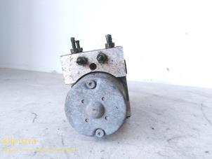 Gebruikte ABS Pomp Renault Megane Break/Grandtour (KA) 1.6 16V RXE,RXT Prijs € 99,00 Margeregeling aangeboden door Fa. Klijnstra & Zn. VOF