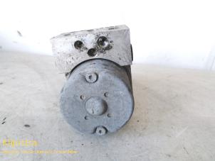 Gebruikte ABS Pomp Renault Scénic I (JA) 2.0 16V Prijs € 99,00 Margeregeling aangeboden door Fa. Klijnstra & Zn. VOF