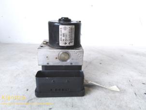 Gebruikte ABS Pomp Renault Laguna II Grandtour (KG) 1.9 dCi 100 Prijs op aanvraag aangeboden door Fa. Klijnstra & Zn. VOF