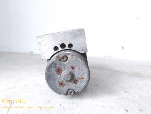 Gebruikte ABS Pomp Renault Espace (JE) 3.0i V6 24V Kat. Prijs € 89,00 Margeregeling aangeboden door Fa. Klijnstra & Zn. VOF