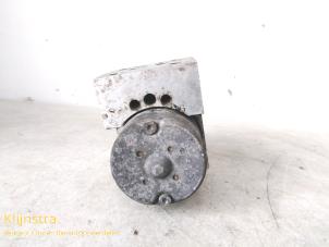 Gebruikte ABS Pomp Renault Espace (JE) 2.0i 16V Prijs € 89,00 Margeregeling aangeboden door Fa. Klijnstra & Zn. VOF