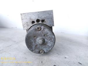 Gebruikte ABS Pomp Renault Espace (JE) 2.0i 16V Prijs € 89,00 Margeregeling aangeboden door Fa. Klijnstra & Zn. VOF