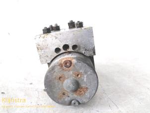 Gebruikte ABS Pomp Renault Espace (JK) Prijs € 89,00 Margeregeling aangeboden door Fa. Klijnstra & Zn. VOF