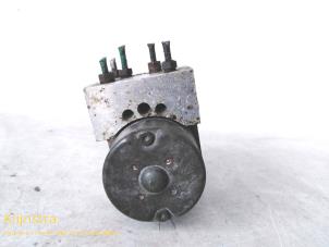 Gebruikte ABS Pomp Renault Espace (JE) 3.0 V6 24V Grand Espace Prijs € 89,00 Margeregeling aangeboden door Fa. Klijnstra & Zn. VOF