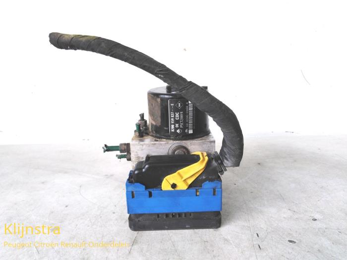 Gebruikte ABS Pomp Renault Vel Satis (BJ) 3.5 V6 24V Autom. Prijs op aanvraag aangeboden door Fa. Klijnstra & Zn. VOF