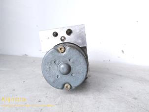 Gebruikte ABS Pomp Renault Megane Scénic (JA) 2.0 RT Prijs € 99,00 Margeregeling aangeboden door Fa. Klijnstra & Zn. VOF