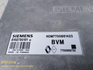 Computer Motormanagement van een Renault Clio (B/C57/357/557/577) 1.2 RL,RN Kat. 1995