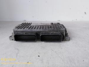 Gebruikte Computer Automatische Bak Renault Espace (JE) 2.0 16V Kat. Prijs op aanvraag aangeboden door Fa. Klijnstra & Zn. VOF