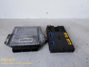 Gebruikte Computer Motormanagement Renault Espace (JE) 2.2 dCi 130 16V Prijs € 150,00 Margeregeling aangeboden door Fa. Klijnstra & Zn. VOF